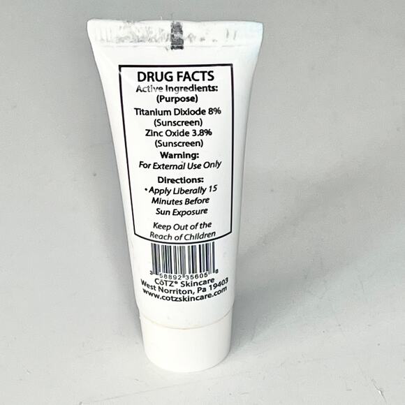 Cotz Flawless Complexion Classic Mineral SPF 50 Sunscreen Travel .18 oz 5g New - Picture 4 of 5